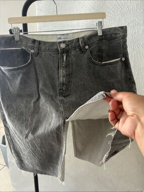 Zara women Washed Black/Gray Relaxed Jean Skirt